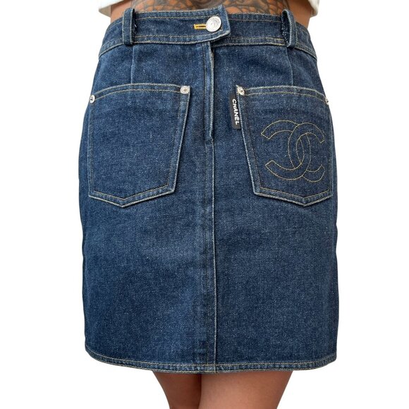 CHANEL Vintage 96P CC Mark Logo Denim Skirt #36 Dark Blue Yellow Cotton [106356] - Picture 5 of 13